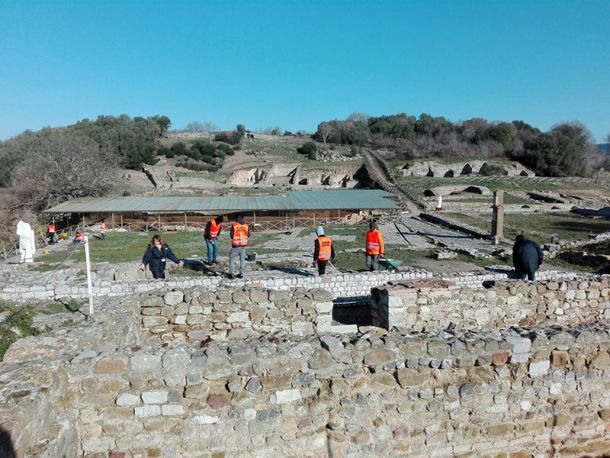 Volontariato al parco archeologico di Roselle 